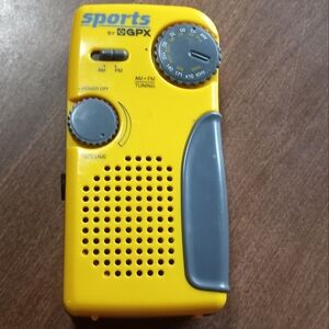 Yellow Gran Prix Sports By GPX Portable AM/FM Radio A2095 UnTested
